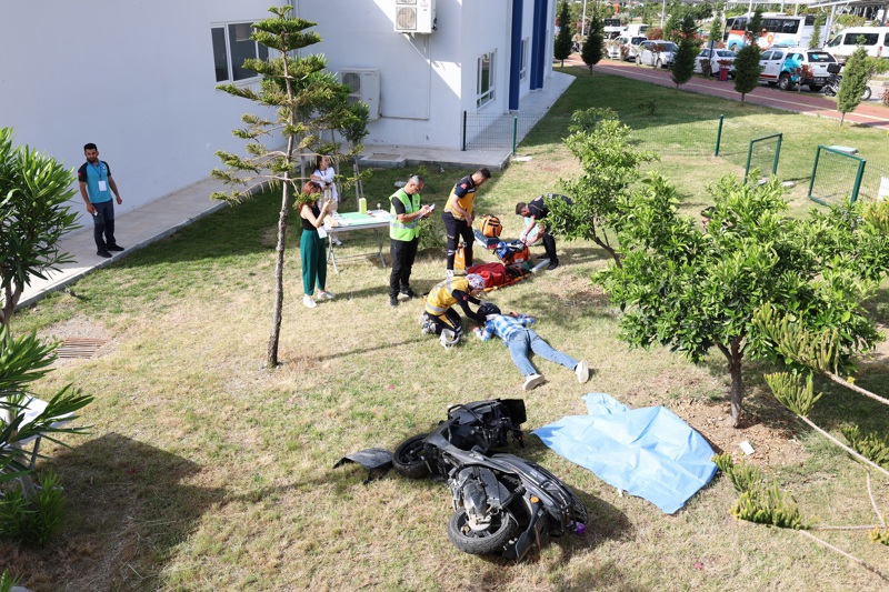 TÜRKİYE’NİN İLK VE ACİL YARDIM ÖĞRENCİLERİ ALKÜ’DE KIYASIYA MÜCADELE ETTİ