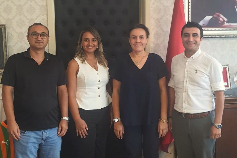 YÜKSEKOKULUMUZ ALKÜ EAH BAŞHEKİMİNİ ZİYARET ETTİ